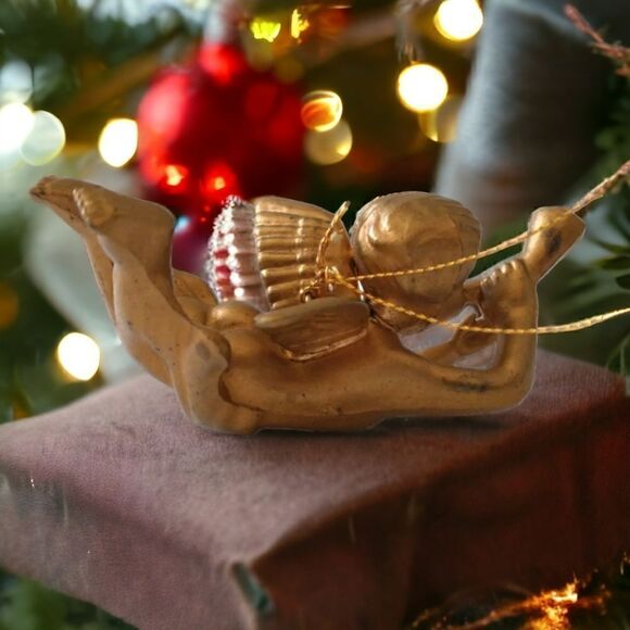 Cherub Angel Christmas Ornament Gold Plastic Vtg 70s WF Winged Trumpet Hong Kong - Picture 13 of 15